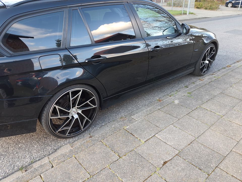BMW Felgen / Kompletträder 8,5 x 20 Zoll ET35 5x120 235/30R20 in Erkelenz