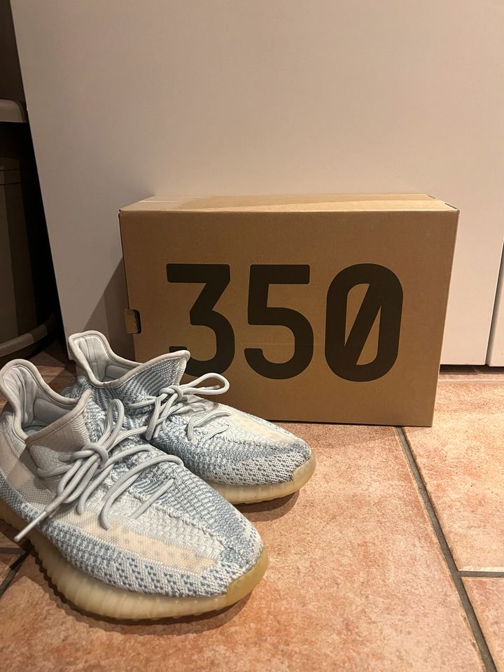 Adidas Yeezy Boost 350 Cloud White in Versmold