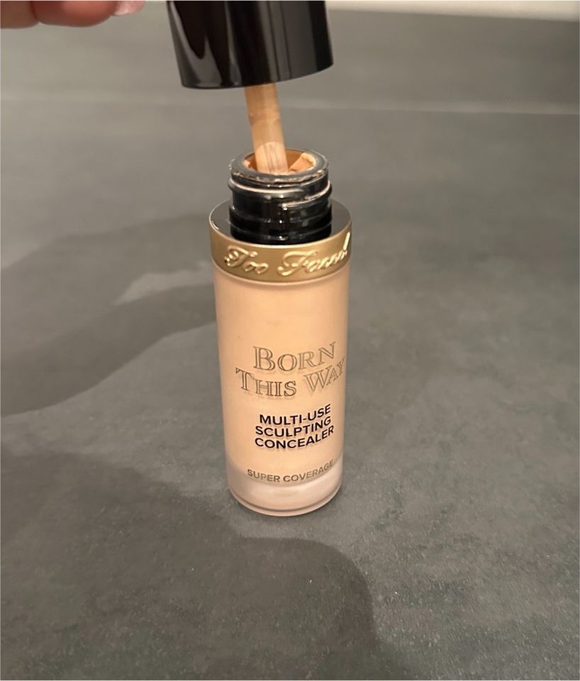 TOO FACED born this way concealer SEASHELL in Haßloch