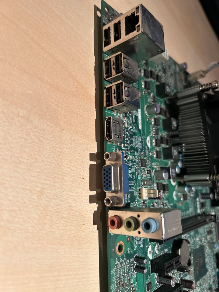 Dell Mainboard i3 8gb RAM in Pliezhausen