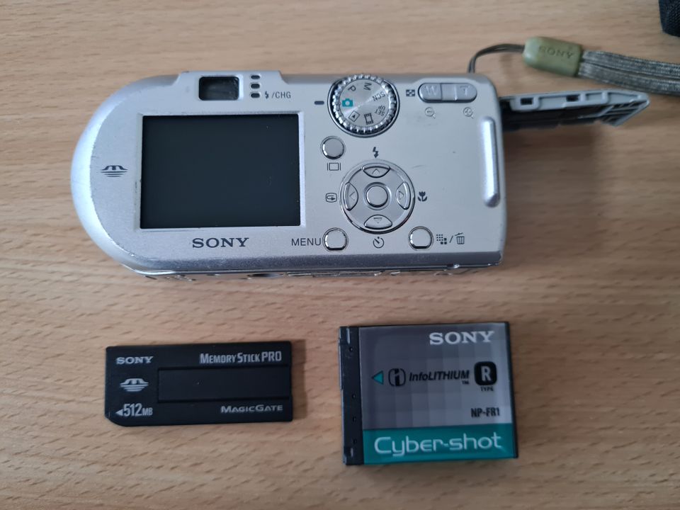 Sony Cyber-shot DSC-P150 in Elmshorn