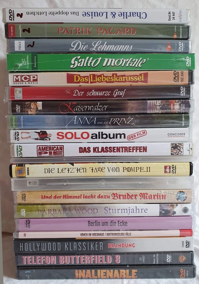 167 DVD Filme Video Sammlung großes Konvolut *neu in Berlin