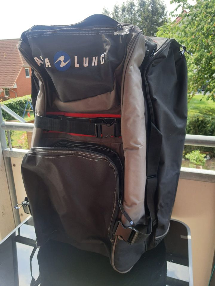 Around the world-Rucksack-Backpack-gigantic-Unbenutzt in Sarstedt