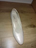 Brautschuhe 1x Gabor 1 x Deichmann gr 42 Niedersachsen - Friedeburg Vorschau