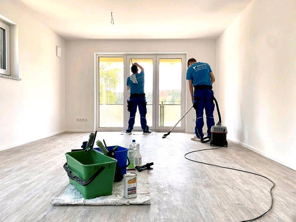 Baureinigung Glasreinigung Reinigungsfirma Bauendreinigung Fensterreinigung Baustellereinigung Fensterputzen Fensterputzer in Hamburg