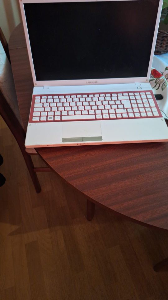 Ich verkaufe einen Samsung Laptop in Cottbus