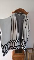 Poncho weiß/schwarz, Rauten, VERO MODA, S/M Hessen - Steinbach Vorschau