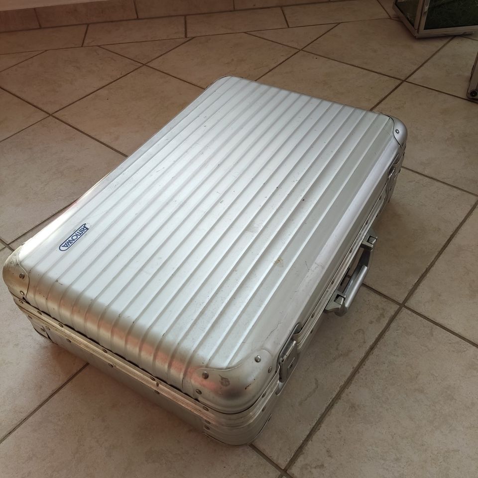 RIMOWA Alu-Koffer 63x42x20 Original in Wickede (Ruhr)