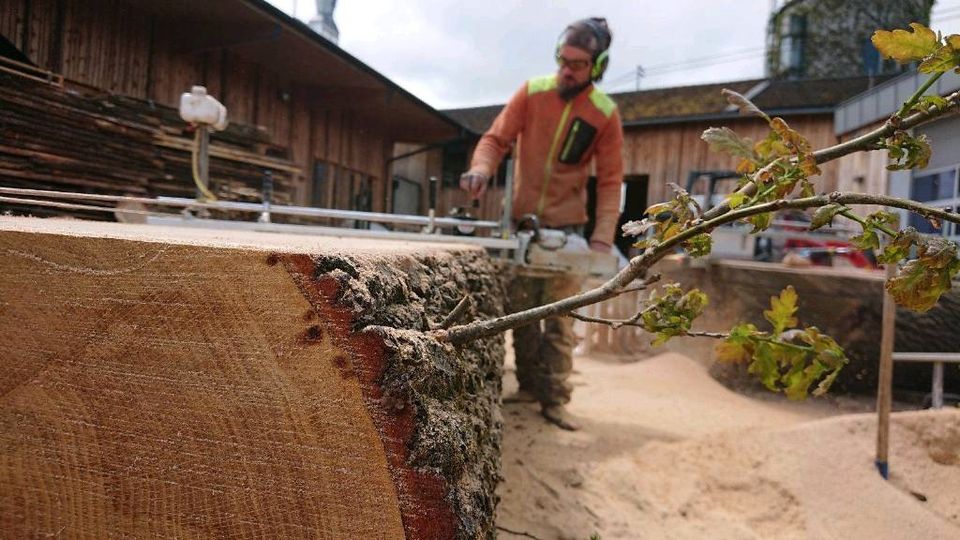 Lohnschnitt, Mobiles Sägewerk, Bauholz, Sägewerk Woodmizer in Glonn