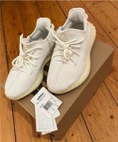 Original Adidas Yeezy boost 350 V2 sneakers Schuhe Hamburg Barmbek - Hamburg Barmbek-Süd  Vorschau