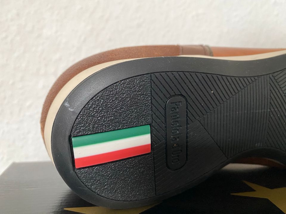Neue Pantofola d’Oro Herren Sneaker Low Leder Gr. 45 braun in Essen