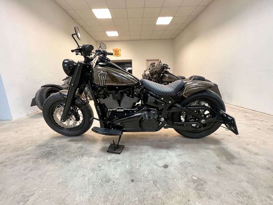 Harley Davidson Softail Bobber 114 Custom "Reserviert" in Spremberg