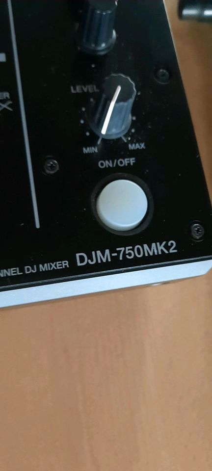 Pioneer DJM 750 MK2 in Naumburg (Saale)