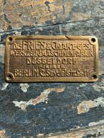 Antikes Schild Messing DeFries Werkzeugmaschinen Düsseldorf Berli Sachsen-Anhalt - Magdeburg Vorschau