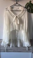 Lange Bluse mit Volants und Schnürung | Stradivarius | M Sachsen - Penig Vorschau