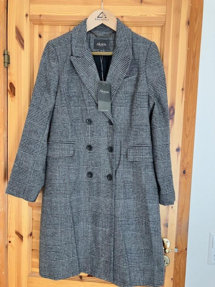 NEU, edler 50% Woll mantel, Alexon, UK grau meliert, 40, VP 199.- in Engstingen