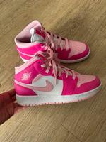 Nike Jordan High Sneaker Größe 38,5 Berlin - Schöneberg Vorschau