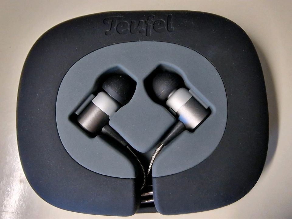 Teufel Inear headset in Wehr