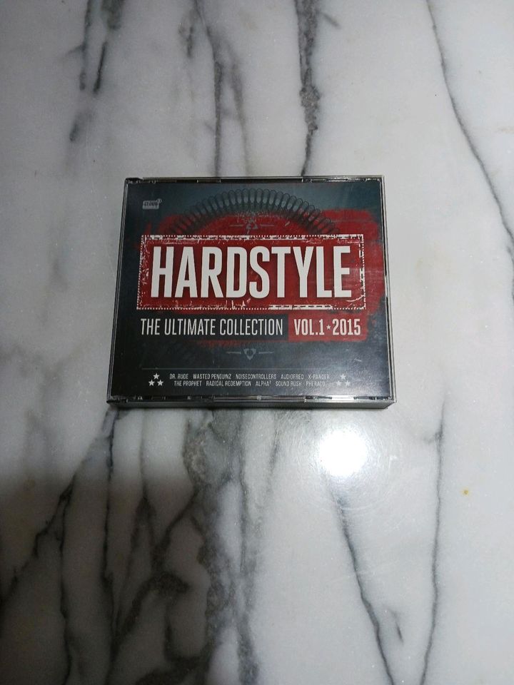 HARDCORE  HARDSTYLE TECONO CDS ( THUNDERDOME  ) in Bad Duerrenberg