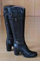 Tommy Hilfiger Damen Lederstiefel schwarz Größe 38 neu! Hessen - Gießen Vorschau