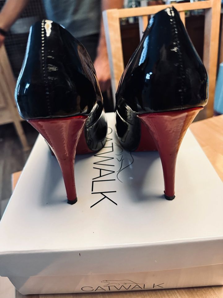 Catwalk High Heels - 10 cm in Reckendorf