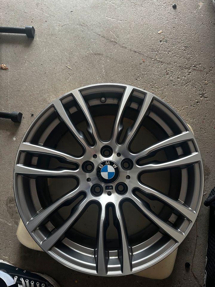 BMW Styling 403 F30 F31 F32 F33 F20 19 Zoll 5x120 in Lindlar