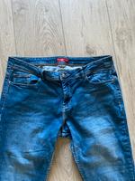 S.Oliver Capri Jeans in 44 blau Niedersachsen - Salzhausen Vorschau