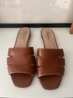 Massimo Dutti Schlappen Sandalen cognac Echtleder 37,5 38 München - Bogenhausen Vorschau