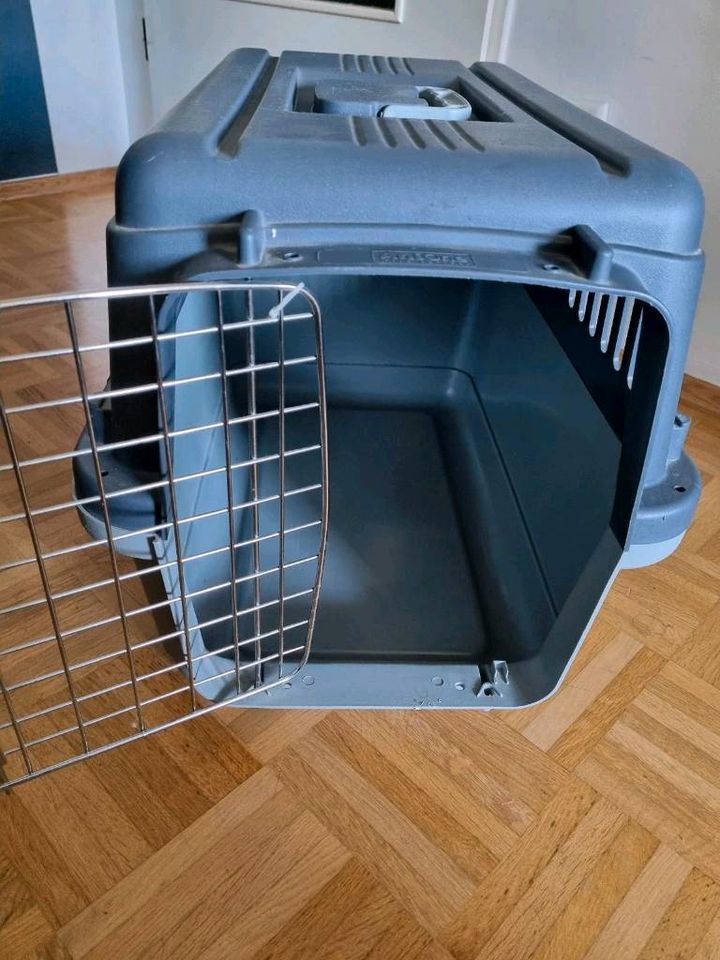 Transportbox katze/hund L-XL in Düsseldorf