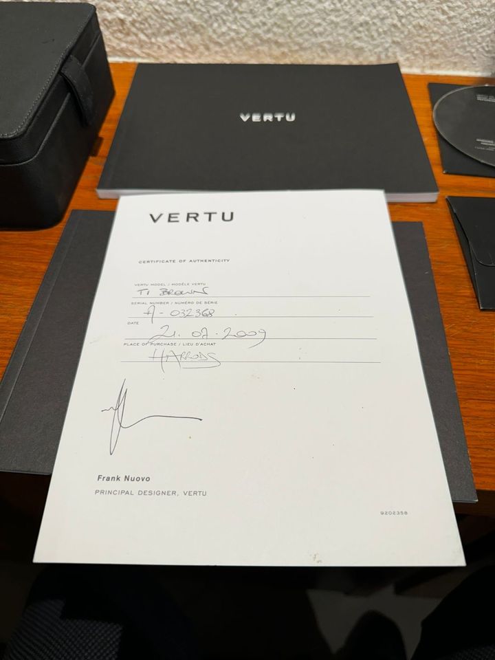 Vertu Aczent TI Luxus Handy Titan Fullset in Hagen