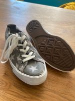 Converse All Star Schuhe Sterne Gr 37.5 Gr 5 Nordrhein-Westfalen - Castrop-Rauxel Vorschau