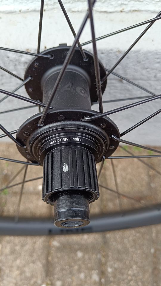 Bontrager Line Elite 30 Carbon-Laufradsatz 29" Boost in Freiburg im Breisgau