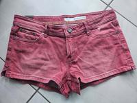 DKNY Shorts kurze Jeans rot Gr. 29 Nordrhein-Westfalen - Neukirchen-Vluyn Vorschau