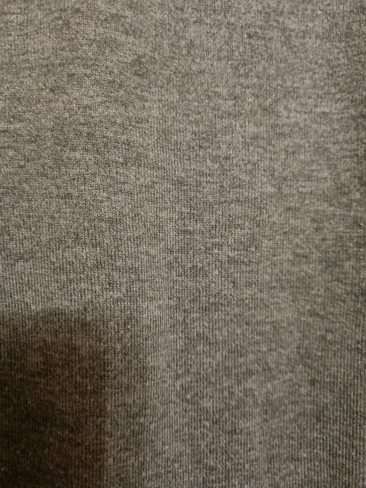 Rollkragen Pullover grau in Raubling