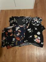 T-Shirt Set von ONLY – Größe 38 – Blumenmuster – 6 Teile Nordrhein-Westfalen - Westerkappeln Vorschau
