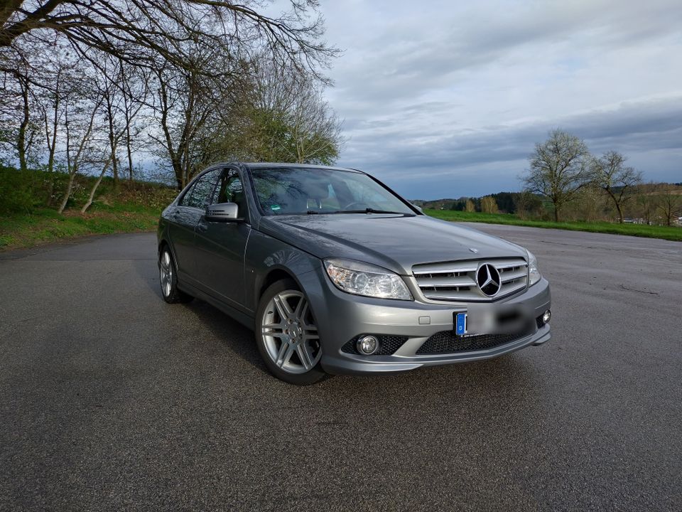 Mercedes-Benz C 200 KOMPRESSOR AVANTGARDE AMG in Gerolsbach