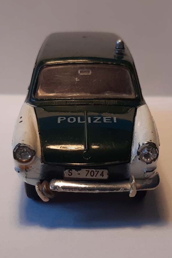 Märklin VW Variant 1600 L Polizei S 7074 in Berlin