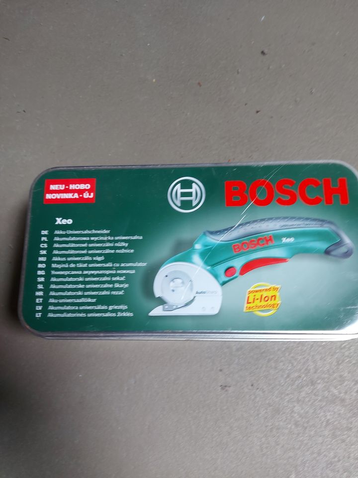Bosch Akku-Universalschneider XEO in Düsseldorf