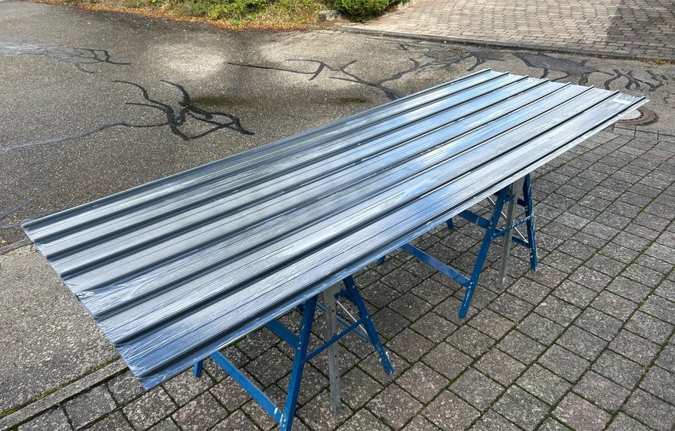 Neu- Trapezblech 'H12 Plus' anthrazitgrau 250 x 90,6 in Künzelsau