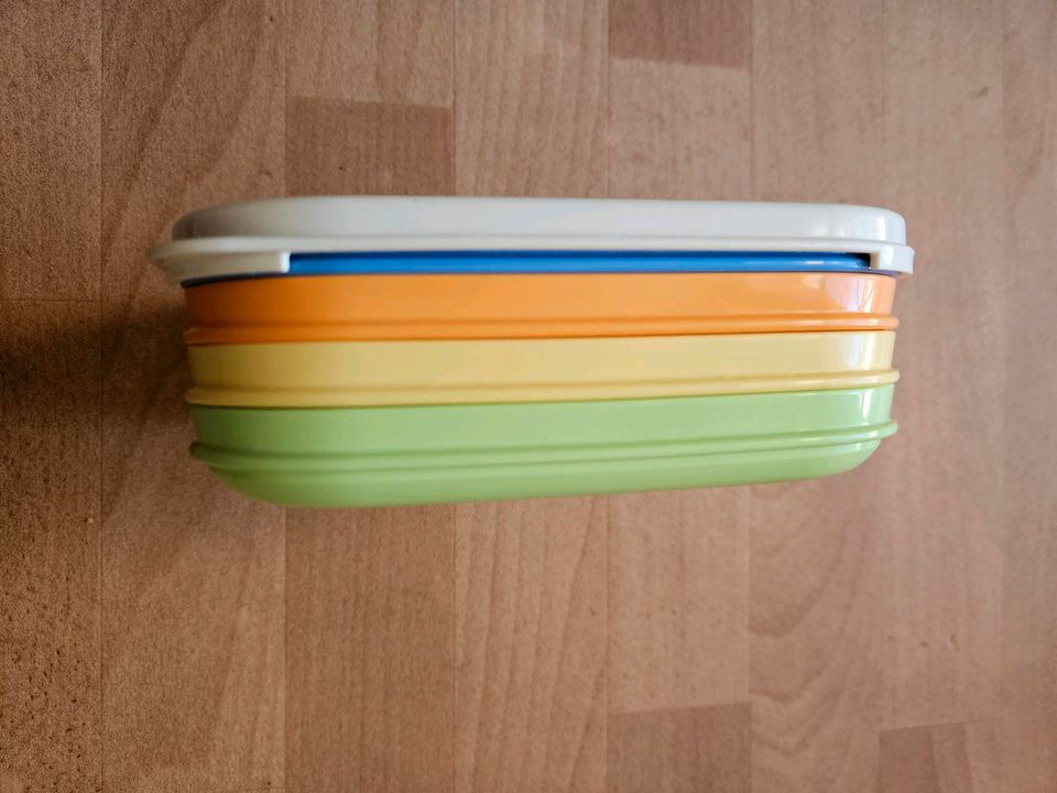 Tupperware Dosen stapelbar in Magdeburg