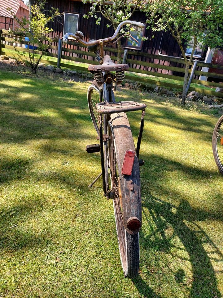 Historische Fahrräder NSU; BÜSSING-CUMBERLAND  50ziger Jahre? in Lachendorf