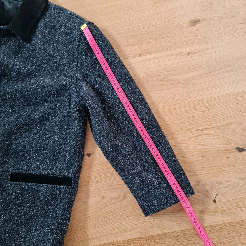 Sehr schicke warmhaltende Jacke Sakko Gr. 48 in Leinefelde