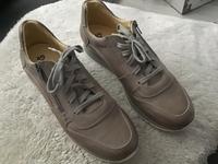 Sneaker grau in Größe 42 Deerberg Hessen - Obertshausen Vorschau