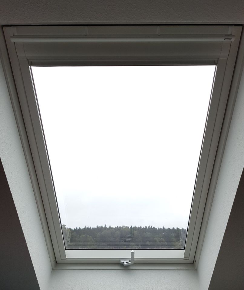 Verdunkelungsrollos für Velux-Dachfenster verschiedene Größen! in Reichenbach (Vogtland)