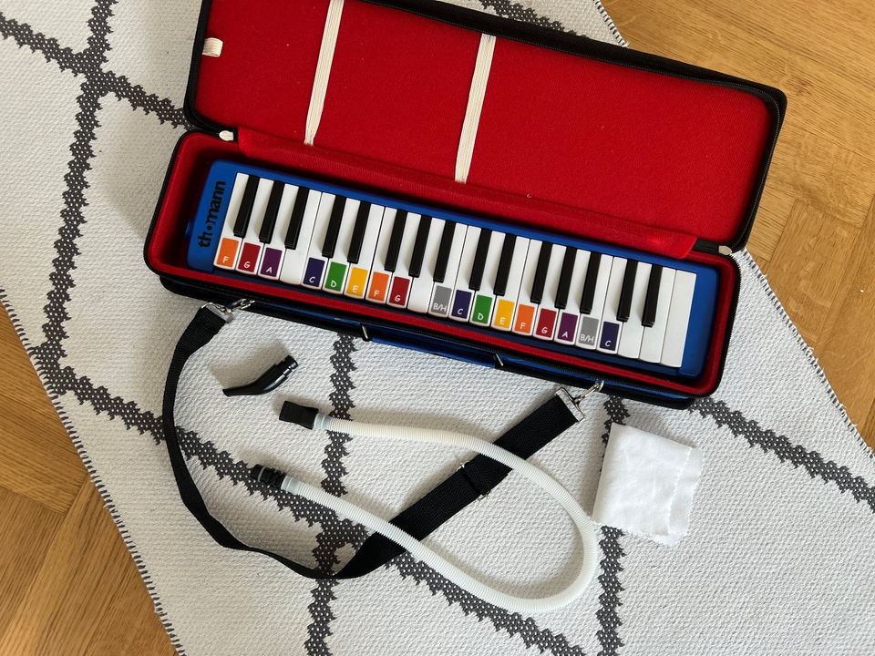 Thomann Melodica Montessori Singen Vorschule in Neu Ulm