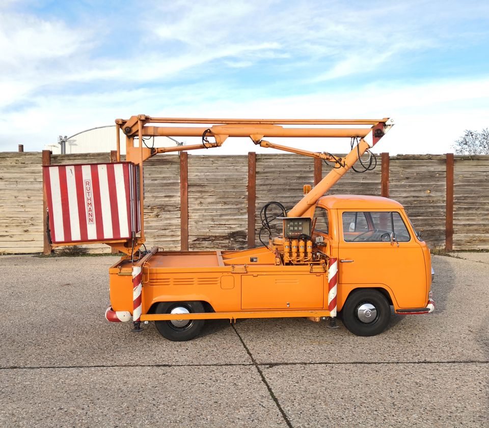 VW T2a Ruthmann Steiger V80 Tausch Bulli Arbeitsbühne Hebebühne in Oberkrämer