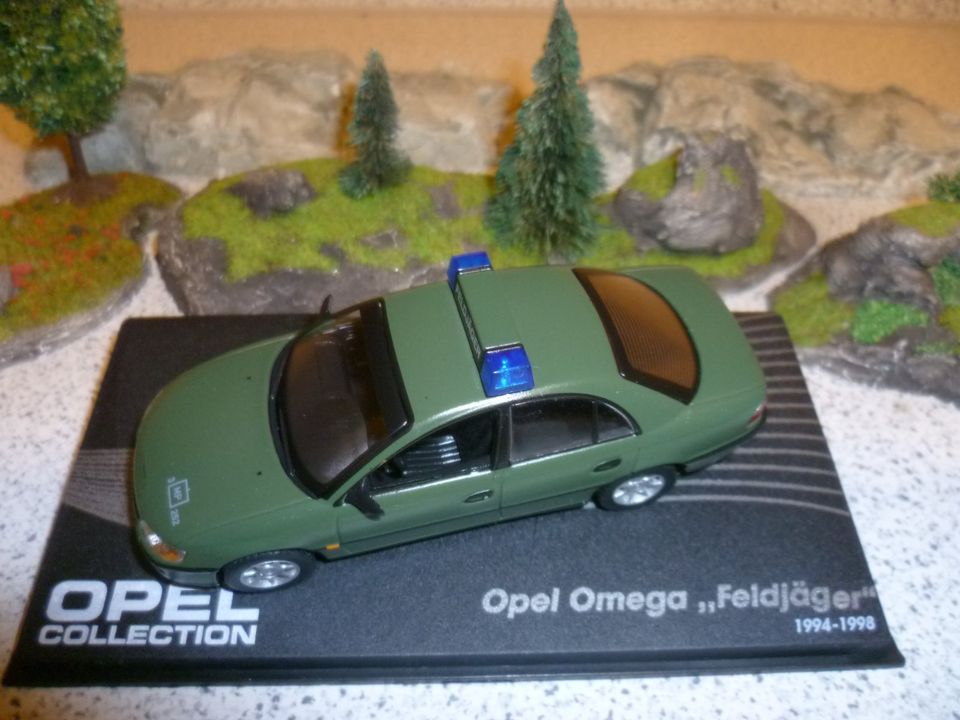 Modellauto Opel Omega - B - Limosine, Maßstab 1:43 in Bad Driburg