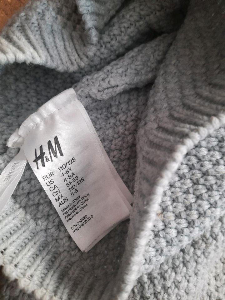 H & M Mütze und Loop grau Strick Größe 110/128 in Bentzin