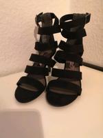 Hochhackige Sandalen,  Pumps Niedersachsen - Lüchow Vorschau