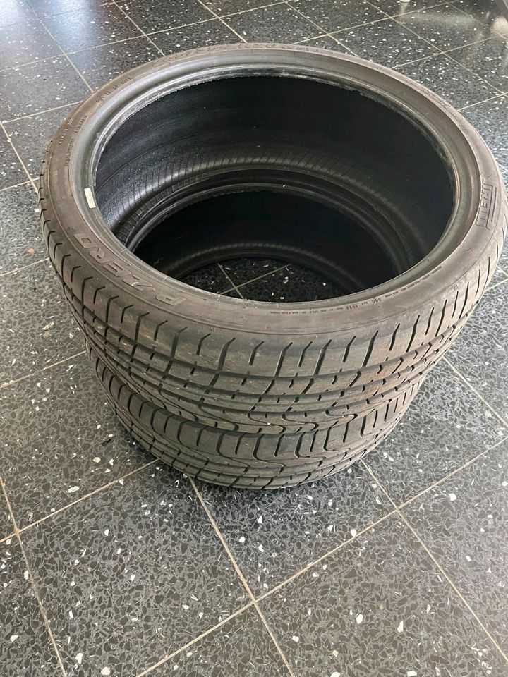 2x 245/35ZR20 Pirelli Sommerreifen 7mm in München